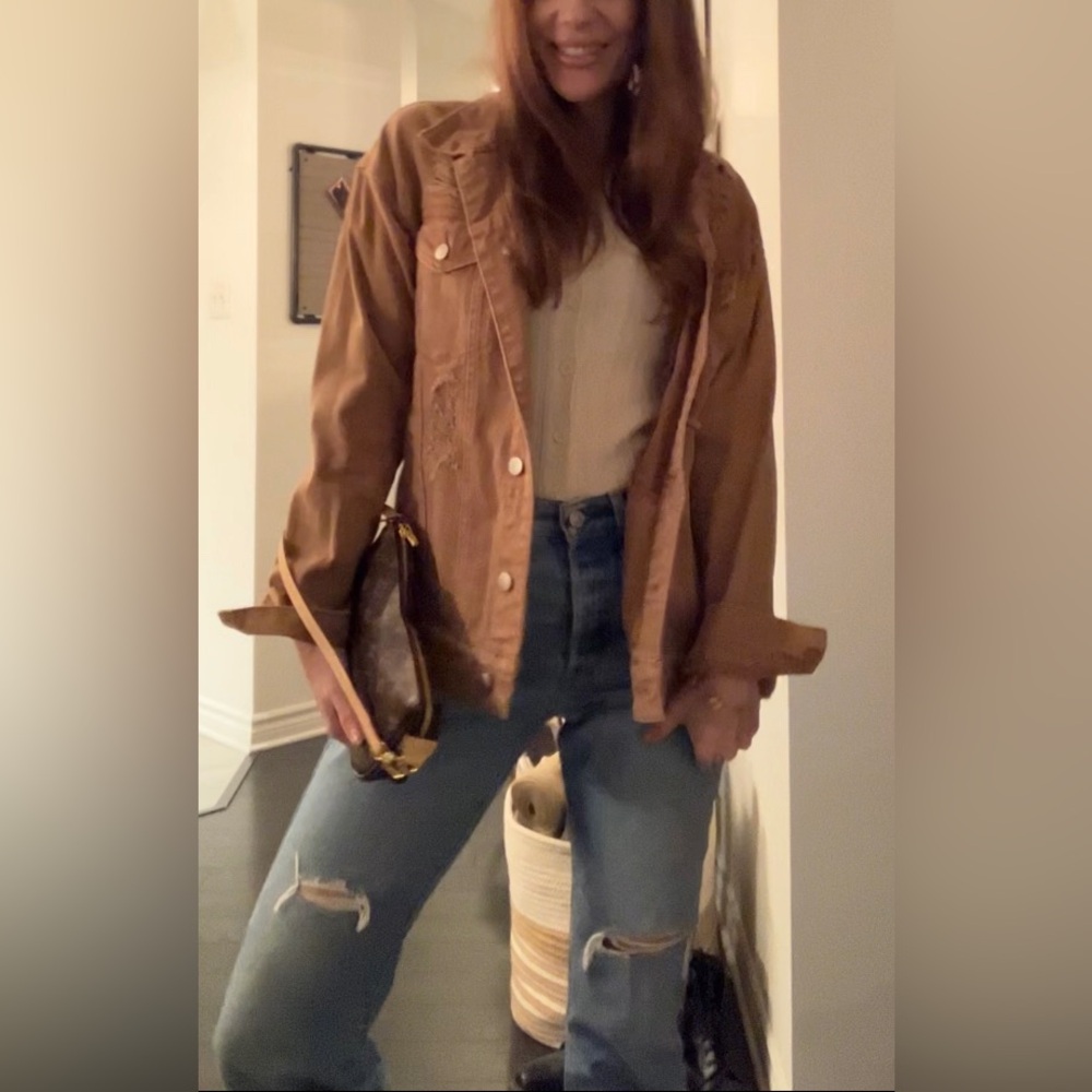 Distressed tan denim jacket - Picture 7 of 13